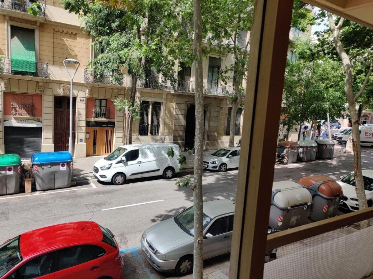 Guest House Barcelona Bruc Bagian luar foto